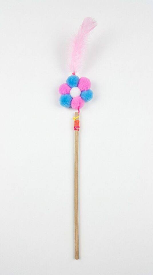 MAJO KEDİ OYUNCAĞI 7 PONPONLU ÇİÇEKLİ TÜYLÜ KEDİ OLTASI 33CM