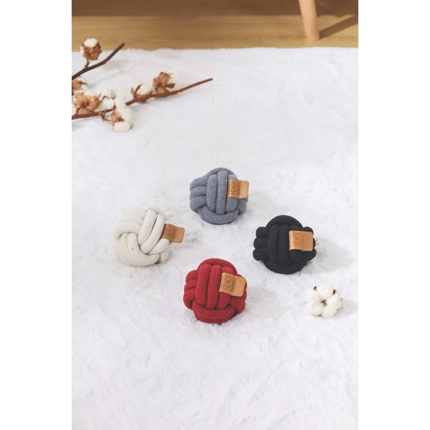 M-PETS COTO BLACK BALL 6,5CM ÖRGÜ TOP OYUNCAK